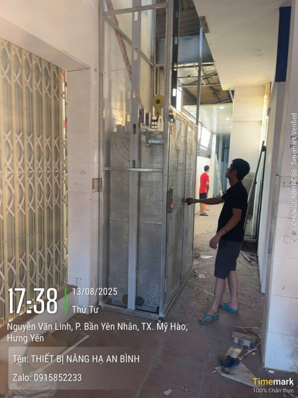 Thang nâng hàng gia đình